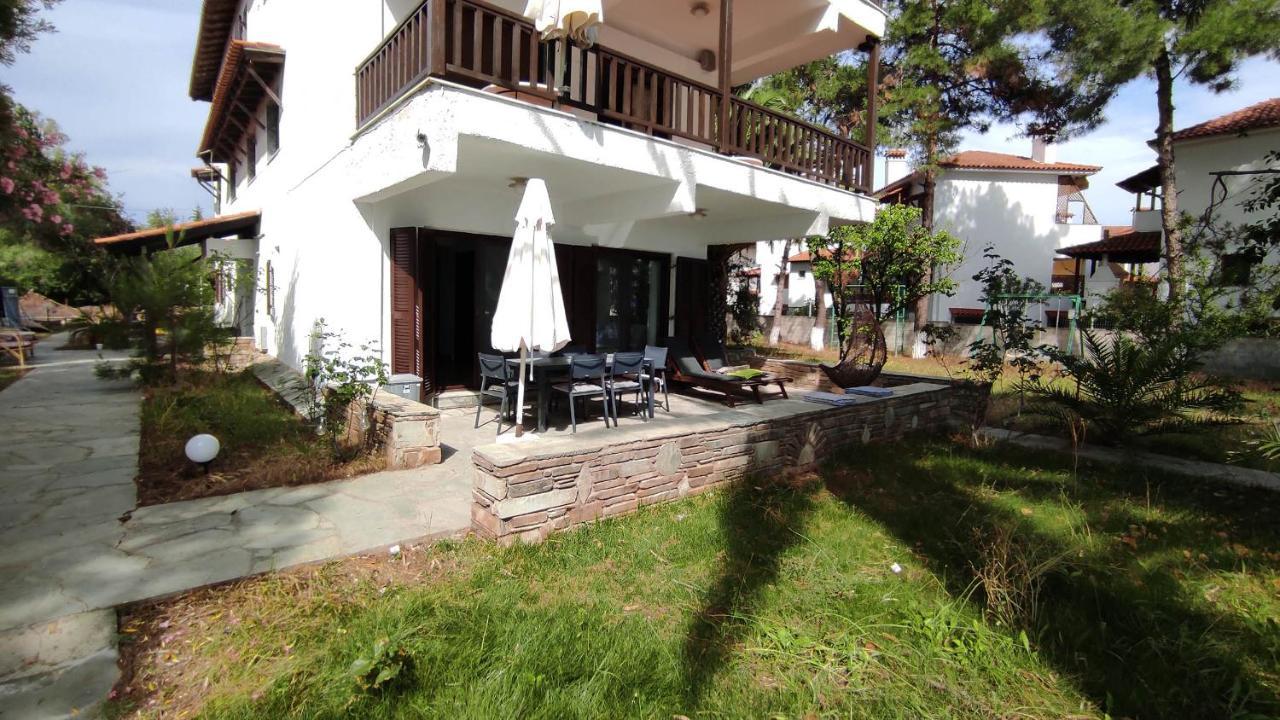 Villa Miranda Nikiti  Exterior photo